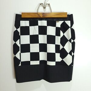 "Esc 'e la v" B&W Checker Mod 60s Style Mini Skirt